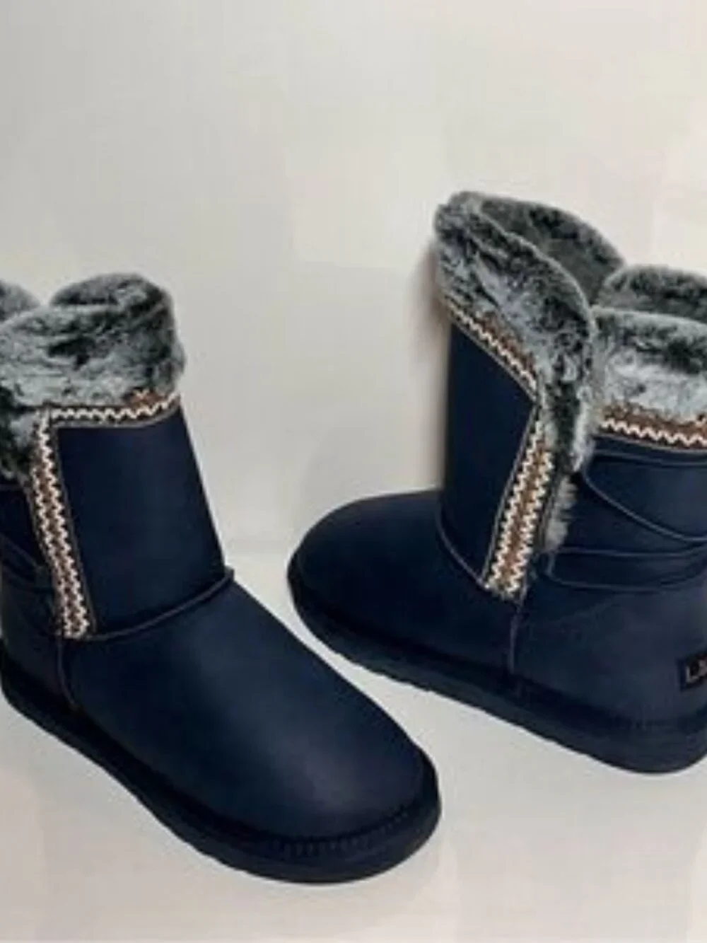Lamo Alma Fur Lined Short Winter Boots